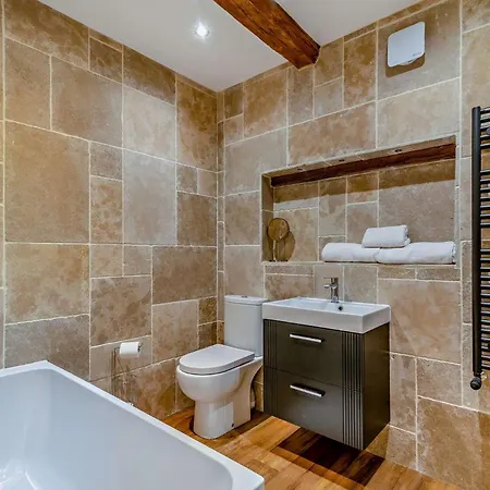 1 Bed In Leeds 89862